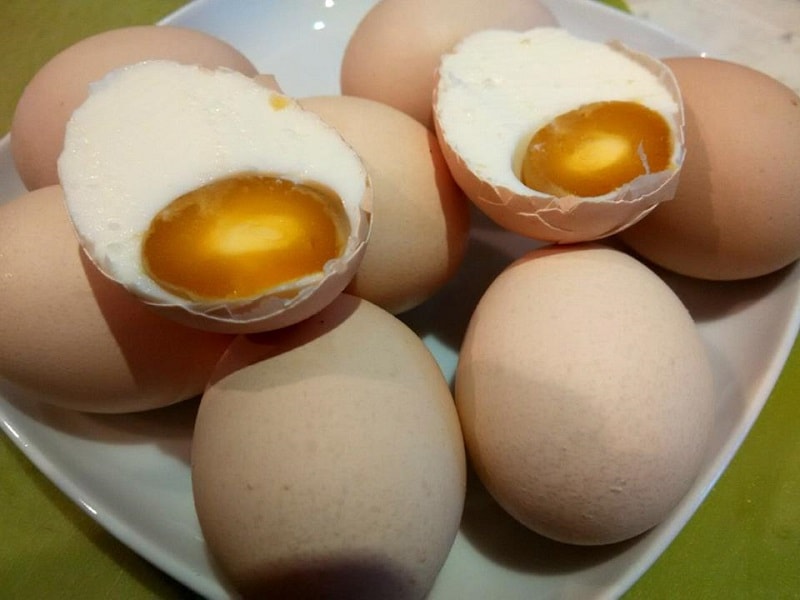 Tips Memilih Telur Asin