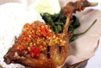 resep ayam goreng nelongso makanan pedas Surabaya